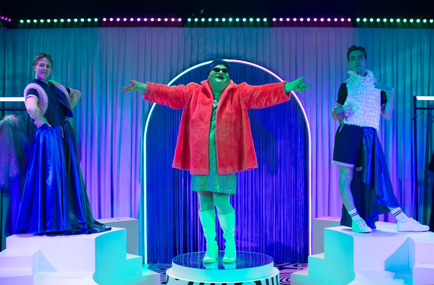 Spejlvendt - Fashion Show